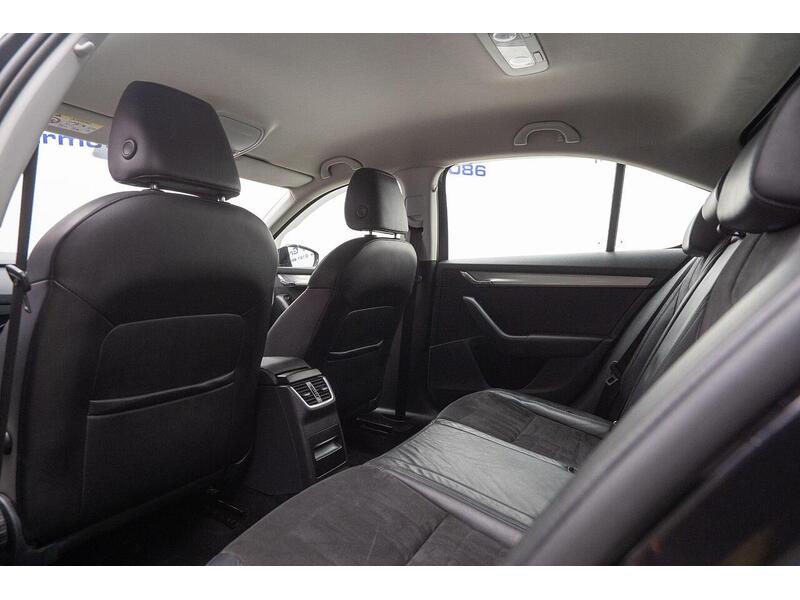 Skoda Octavia 2.0 TDI SE L Hatchback 5dr Diesel Manual Euro 6 (s/s) (150 ps) - U1117