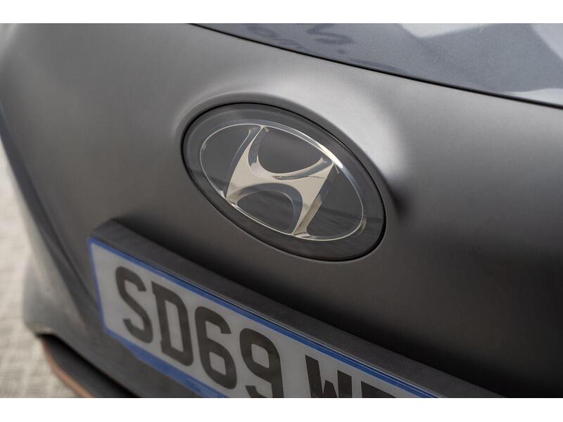 Hyundai IONIQ 28kWh Premium Auto 5dr - U1118