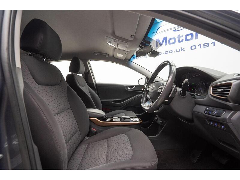 Hyundai IONIQ 28kWh Premium Auto 5dr - U1118
