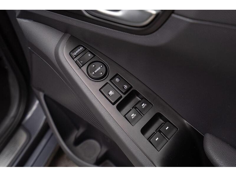 Hyundai IONIQ 28kWh Premium Auto 5dr - U1118