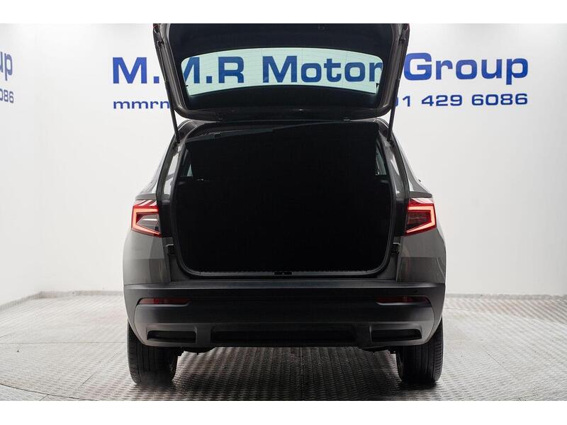 Skoda Karoq Karoq SE Technology SUV 1 Manual Diesel - U1119