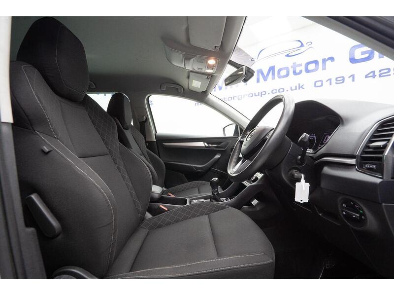 Skoda Karoq Karoq SE Technology SUV 1 Manual Diesel - U1119