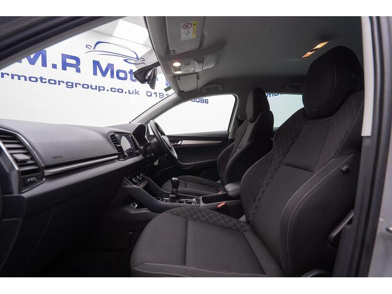 Skoda Karoq Karoq SE Technology SUV 1 Manual Diesel - U1119