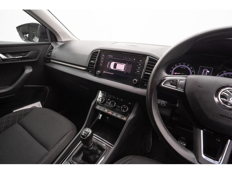 Skoda Karoq Karoq SE Technology SUV 1 Manual Diesel - U1119