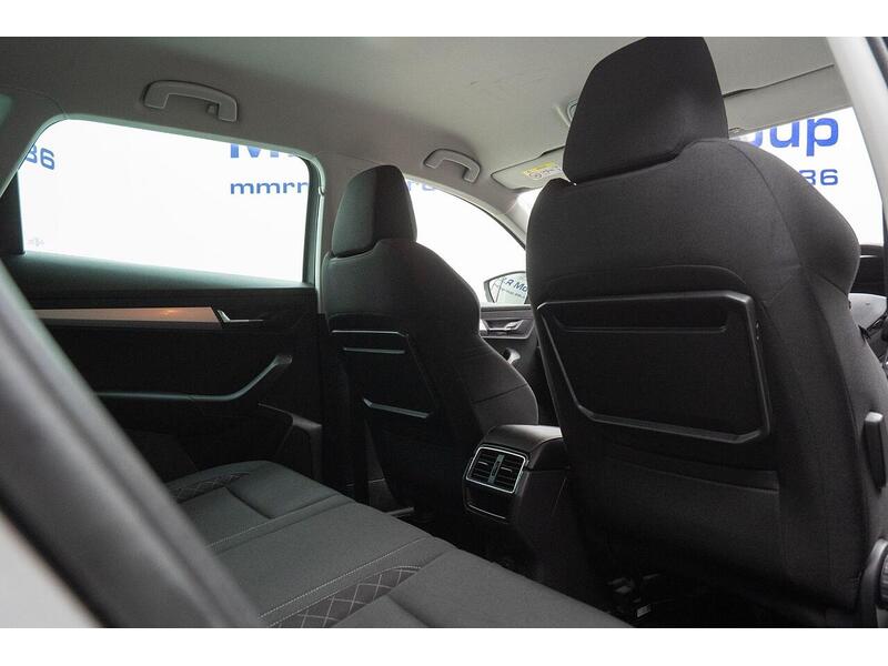 Skoda Karoq Karoq SE Technology SUV 1 Manual Diesel - U1119