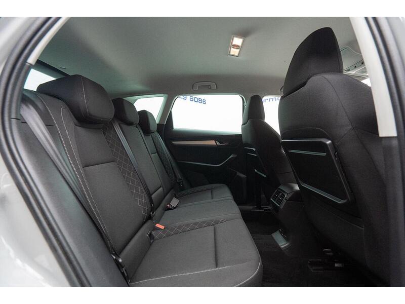 Skoda Karoq Karoq SE Technology SUV 1 Manual Diesel - U1119