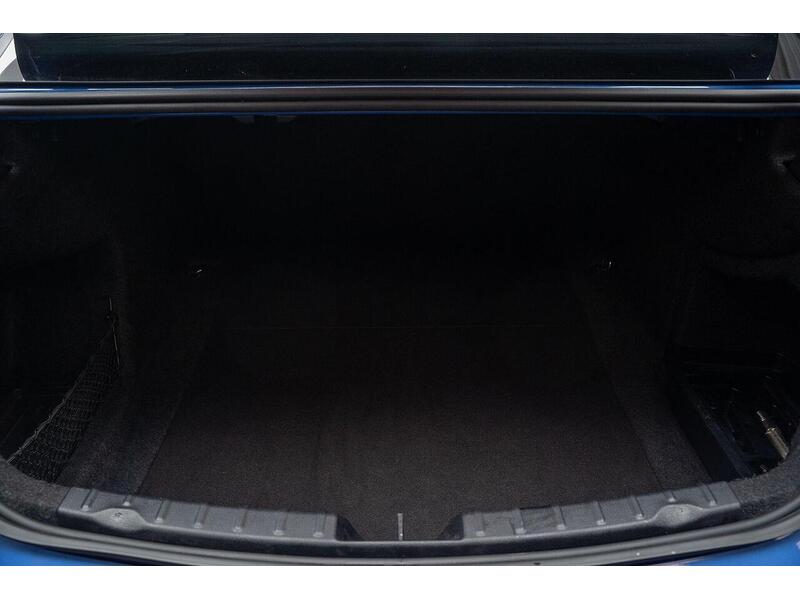 BMW 3 Series 2.0 320i M Sport Shadow Edition Auto Euro 6 (s/s) 4dr - U1126