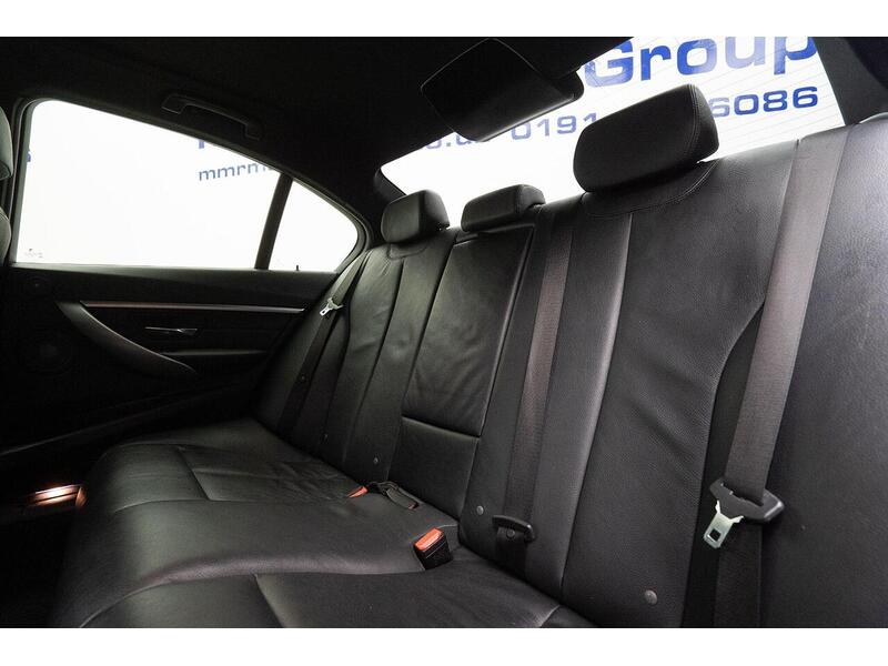 BMW 3 Series 2.0 320i M Sport Shadow Edition Auto Euro 6 (s/s) 4dr - U1126