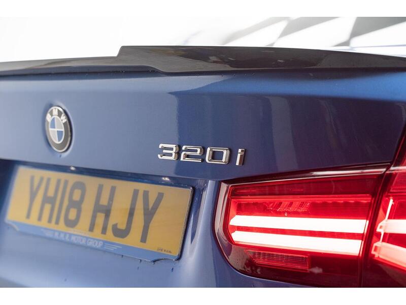 BMW 3 Series 2.0 320i M Sport Shadow Edition Auto Euro 6 (s/s) 4dr - U1126