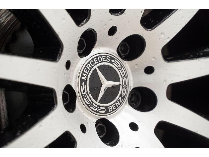 Mercedes-Benz EQC EQC 400 80kWh AMG Line Auto 4MATIC 5dr - U1129