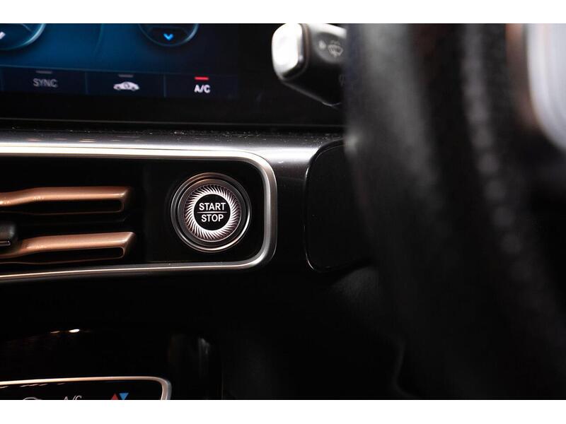 Mercedes-Benz EQC EQC 400 80kWh AMG Line Auto 4MATIC 5dr - U1129