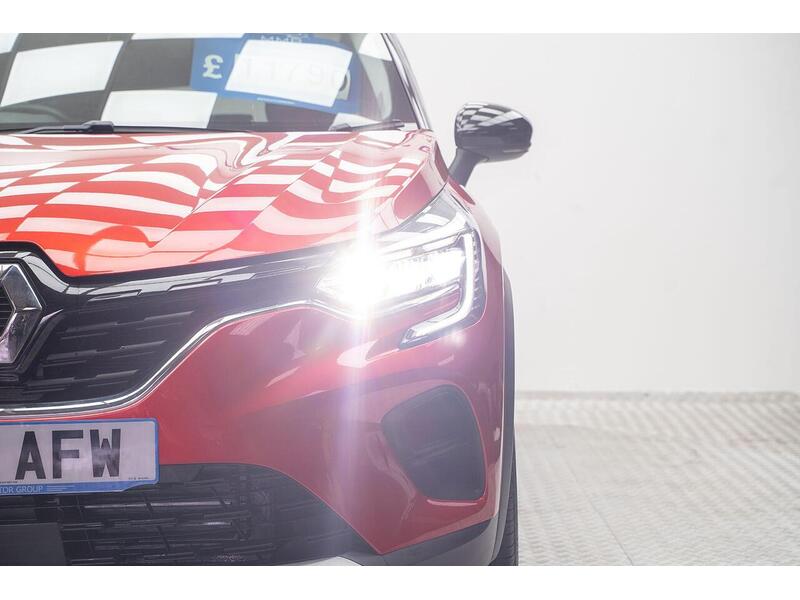 Renault Captur 1.3 TCe Iconic Euro 6 (s/s) 5dr - U1130