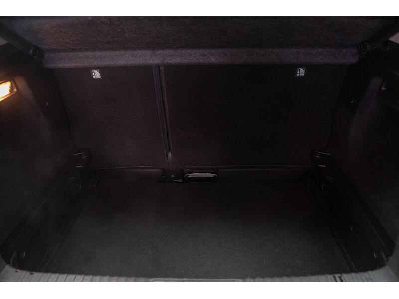 Renault Captur 1.3 TCe Iconic Euro 6 (s/s) 5dr - U1130