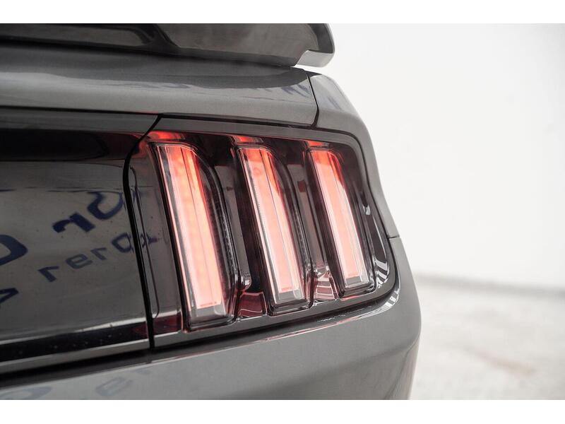 Ford Mustang 5.0 V8 GT Fastback Euro 6 2dr - U1136