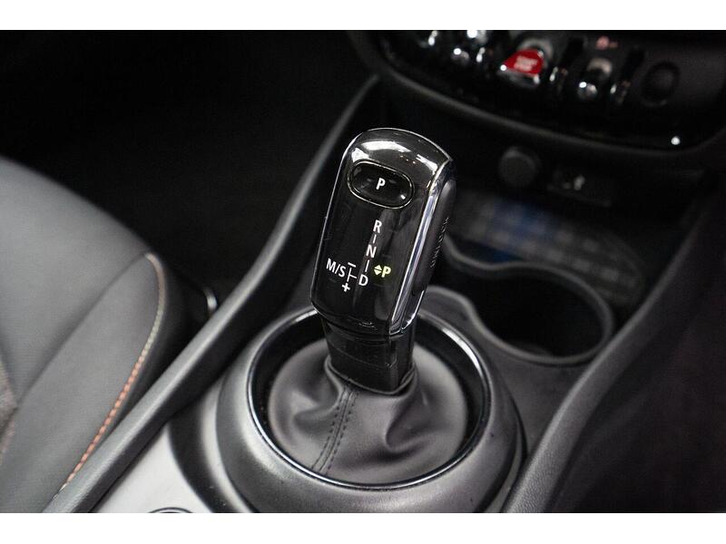 MINI Clubman 1.5 Cooper Classic Steptronic Euro 6 (s/s) 6dr - U1138