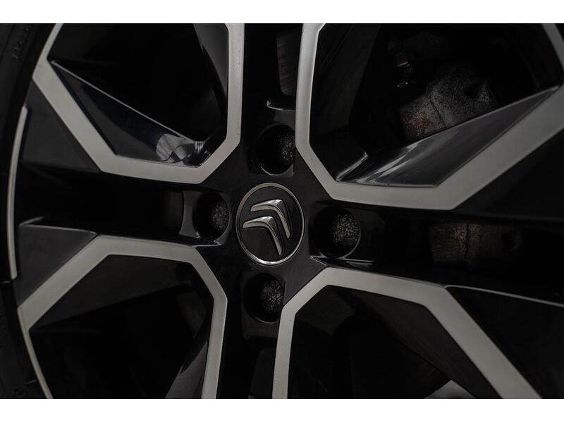 Citroen e-C4 50kWh Shine Plus Auto 5dr (7.4kW Charger) - U1157