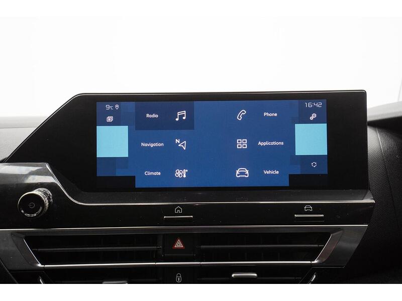 Citroen e-C4 50kWh Shine Plus Auto 5dr (7.4kW Charger) - U1157