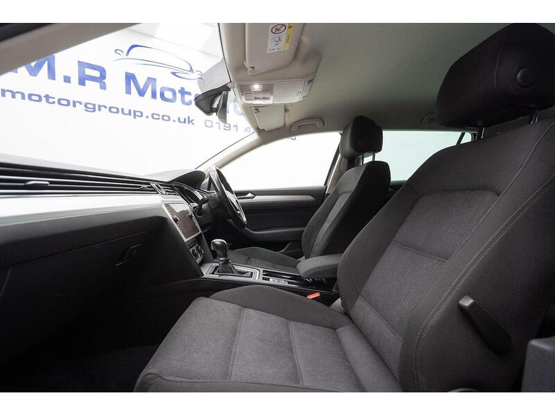 Volkswagen Passat 1.6 TDI SE Business DSG Euro 6 (s/s) 5dr - U1159
