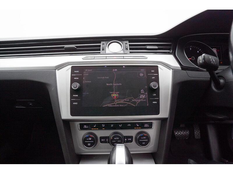 Volkswagen Passat 1.6 TDI SE Business DSG Euro 6 (s/s) 5dr - U1159