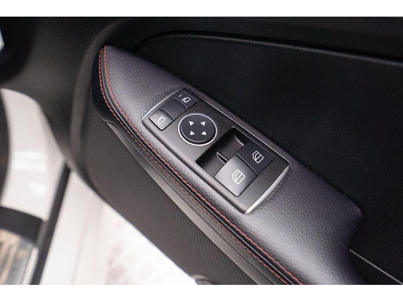 Mercedes-Benz SLK 2.1 SLK250 CDI BlueEfficiency AMG Sport G-Tronic+ Euro 5 (s/s) 2dr - U1163