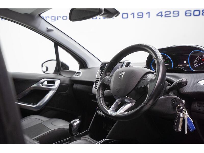 Peugeot 2008 1.2 PureTech Allure Premium Euro 6 (s/s) 5dr - U1166