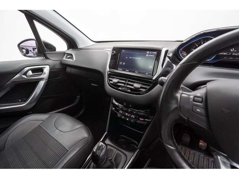 Peugeot 2008 1.2 PureTech Allure Premium Euro 6 (s/s) 5dr - U1166