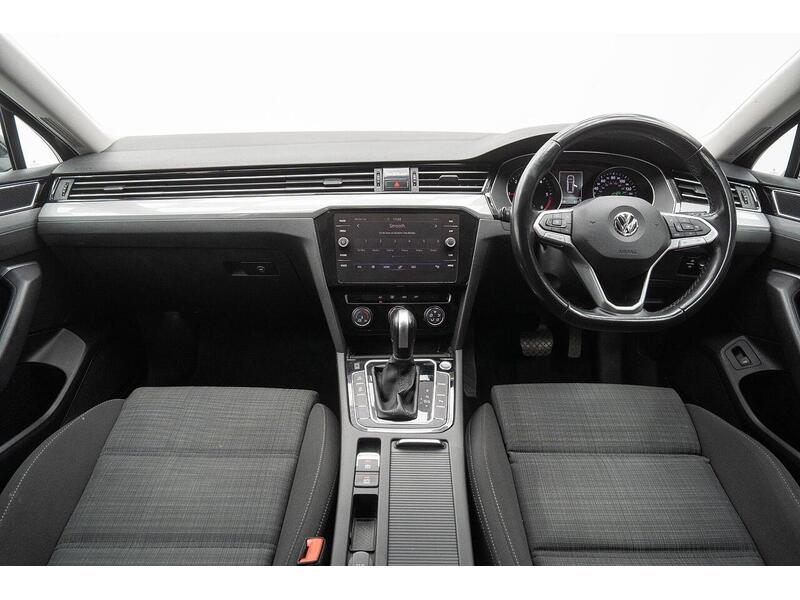 Volkswagen Passat 1.6 TDI SE Nav DSG Euro 6 (s/s) 5dr - U1167