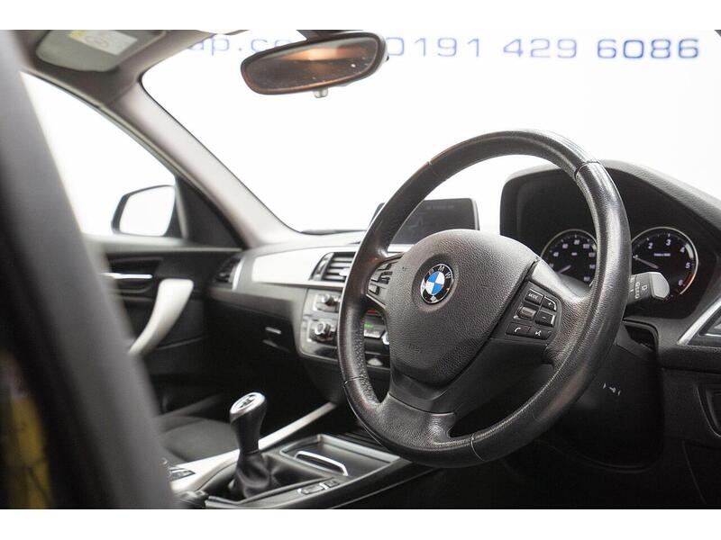 BMW 1 Series 1.5 116d SE Business Euro 6 (s/s) 5dr - U1173