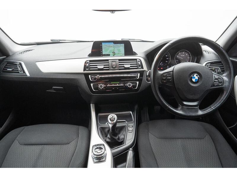 BMW 1 Series 1.5 116d SE Business Euro 6 (s/s) 5dr - U1173