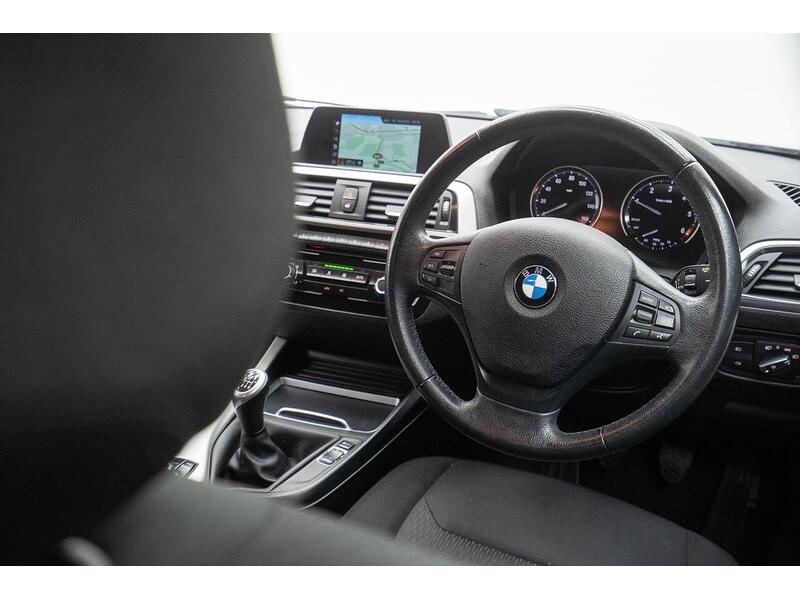 BMW 1 Series 1.5 116d SE Business Euro 6 (s/s) 5dr - U1173