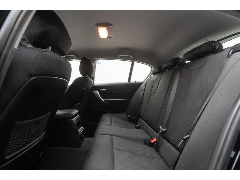 BMW 1 Series 1.5 116d SE Business Euro 6 (s/s) 5dr - U1173