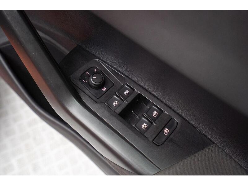 Volkswagen Polo 1.0 TSI Match Euro 6 (s/s) 5dr - U1176