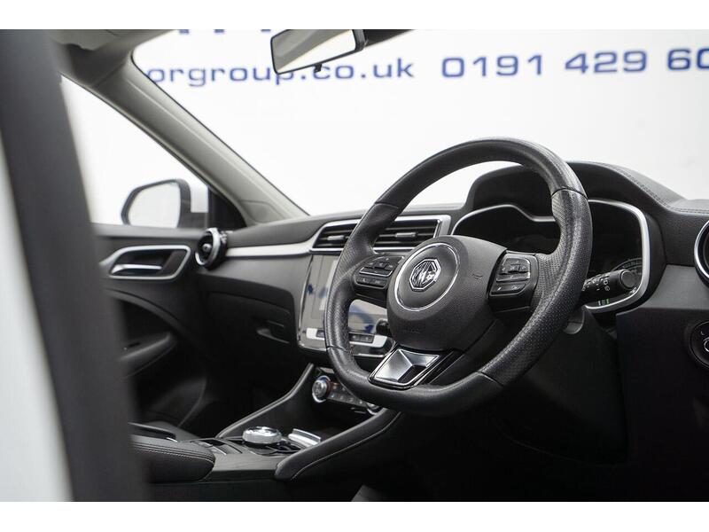 MG MG ZS 44.5kWh Exclusive Auto 5dr - U1177