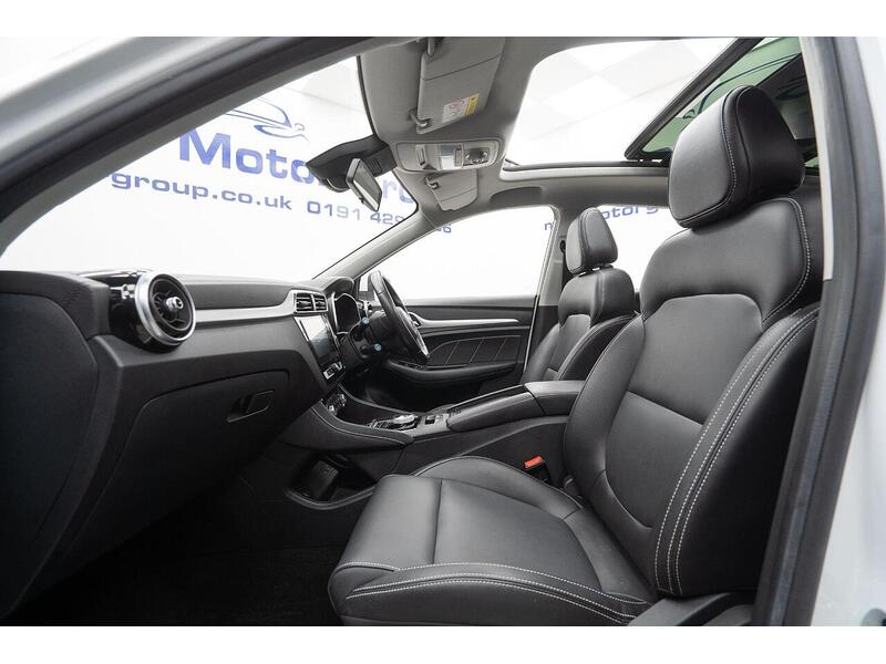 MG MG ZS 44.5kWh Exclusive Auto 5dr - U1177