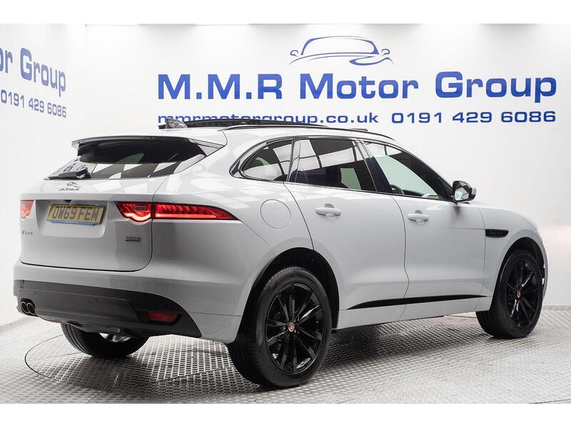 Jaguar F-PACE 2.0 D180 Chequered Flag Auto AWD Euro 6 (s/s) 5dr - U1183