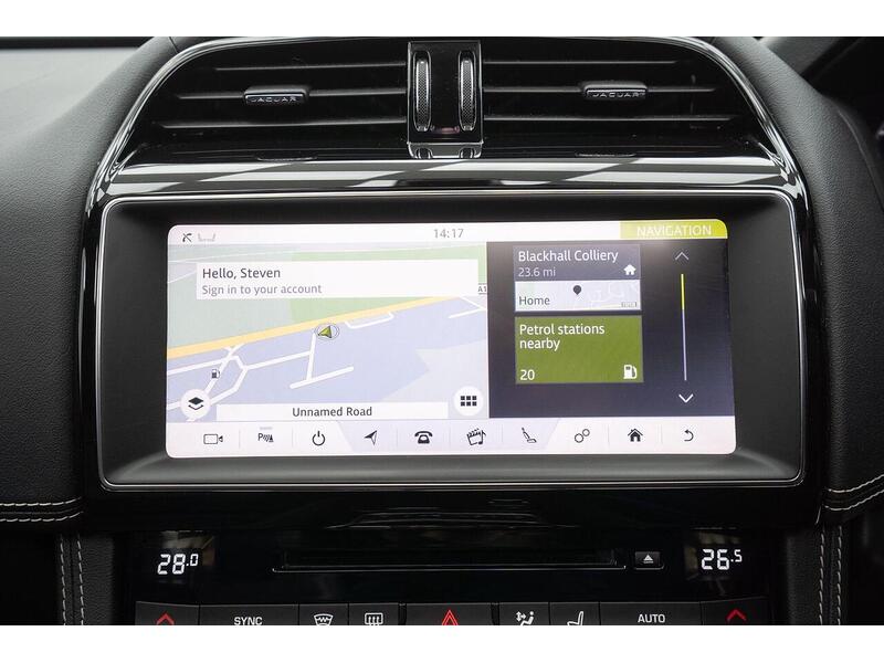 Jaguar F-PACE 2.0 D180 Chequered Flag Auto AWD Euro 6 (s/s) 5dr - U1183