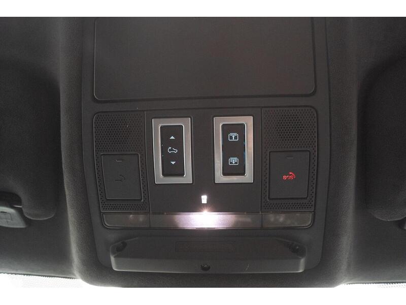 Jaguar F-PACE 2.0 D180 Chequered Flag Auto AWD Euro 6 (s/s) 5dr - U1183