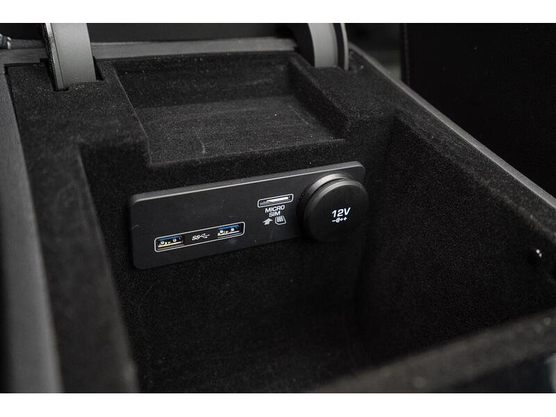 Jaguar F-PACE 2.0 D180 Chequered Flag Auto AWD Euro 6 (s/s) 5dr - U1183