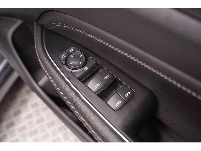 Vauxhall Insignia 2.0 Turbo D BlueInjection SRi VX Line Nav Grand Sport Euro 6 (s/s) 5dr - U1184