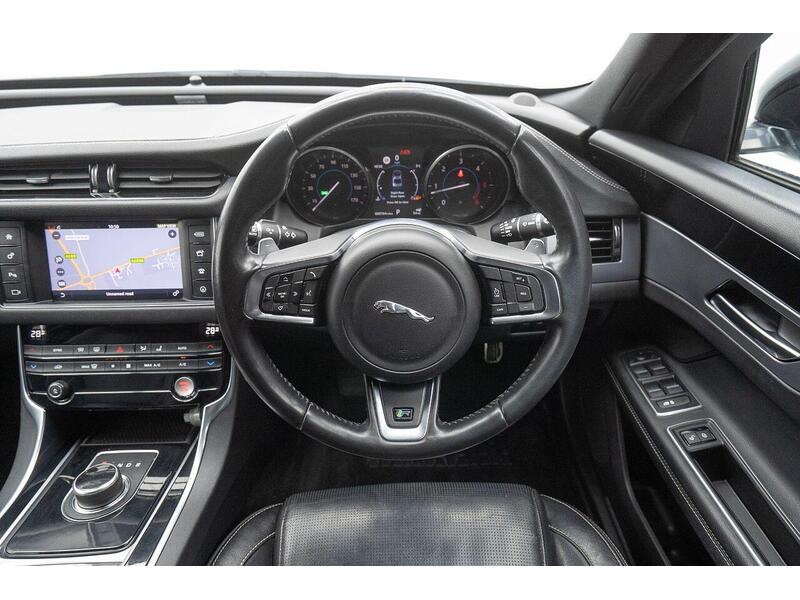 Jaguar XF 2.0d R-Sport Auto Euro 6 (s/s) 4dr - U1188