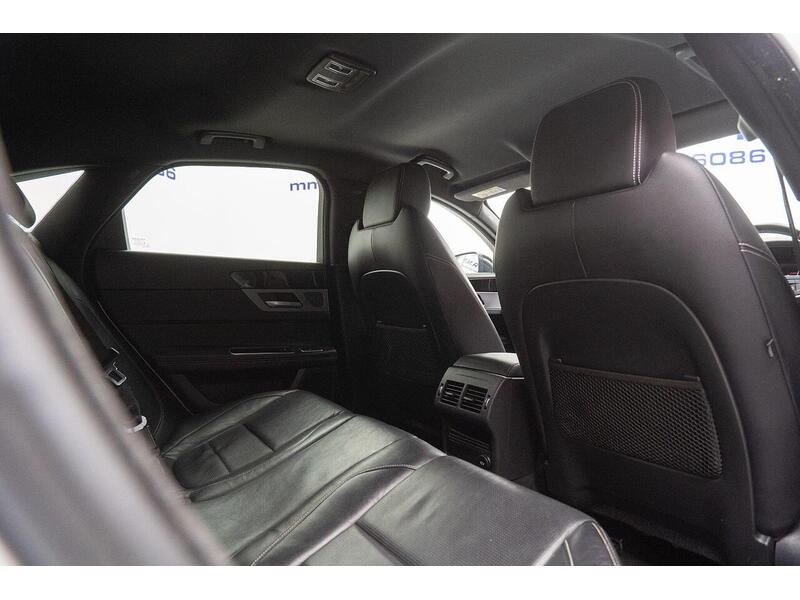 Jaguar XF 2.0d R-Sport Auto Euro 6 (s/s) 4dr - U1188