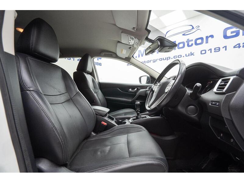 Nissan Qashqai 1.5 dCi Tekna 2WD Euro 6 (s/s) 5dr - U1191
