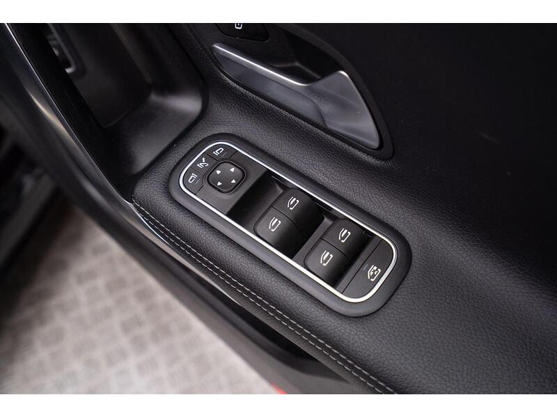 Mercedes-Benz CLA 2.0 CLA220d AMG Line Shooting Brake 8G-DCT Euro 6 (s/s) 5dr - U1210