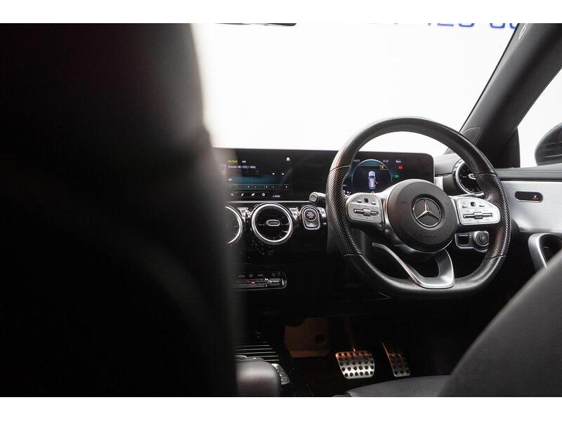 Mercedes-Benz CLA 2.0 CLA220d AMG Line Shooting Brake 8G-DCT Euro 6 (s/s) 5dr - U1210