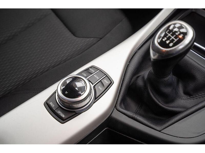 BMW 1 Series 1.5 118i SE Euro 6 (s/s) 5dr - U1211