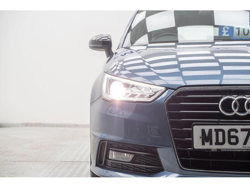 Audi A1 A1 S line Hatchback 1 Manual Petrol - U1213