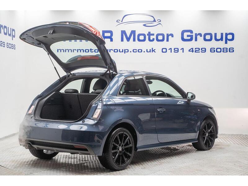 Audi A1 A1 S line Hatchback 1 Manual Petrol - U1213