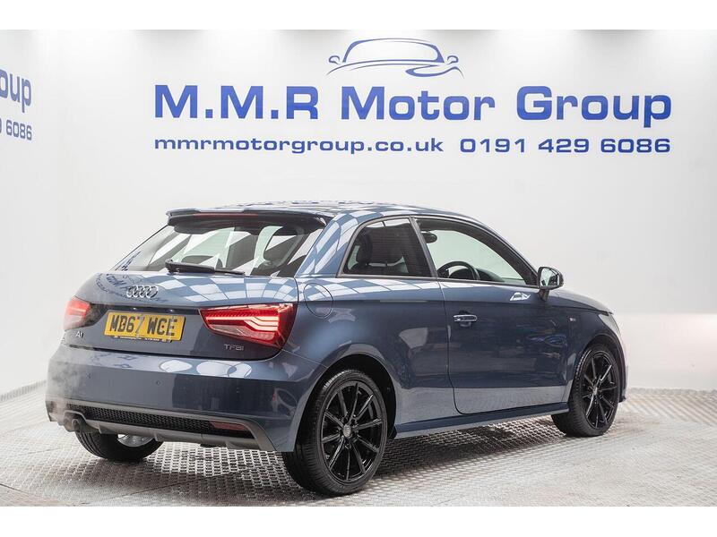Audi A1 A1 S line Hatchback 1 Manual Petrol - U1213