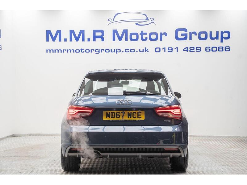 Audi A1 A1 S line Hatchback 1 Manual Petrol - U1213