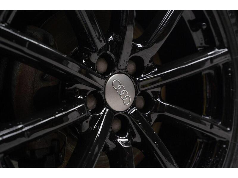 Audi A1 A1 S line Hatchback 1 Manual Petrol - U1213